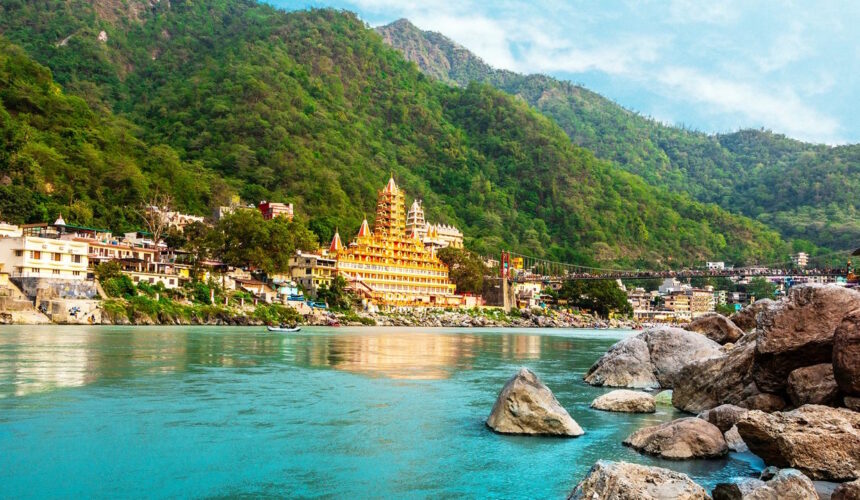 lakshman-jhula-bridge-rishikesh-uttrakhand-city-1-hero